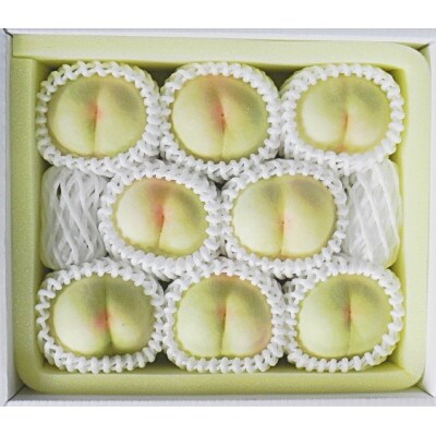 【2026年発送】岡山県産　白桃 8玉(2kg以上) 等級:ロイヤル 化粧箱入り 【配送不可地域：離島・北海道・沖縄県】