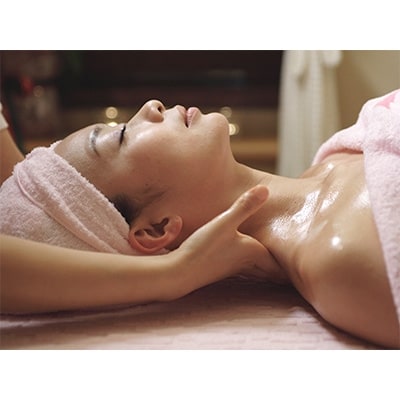 湯郷温泉　ポピースプリングス　ペアご宿泊券(カトレアコース)平日限定【1泊2食付き】