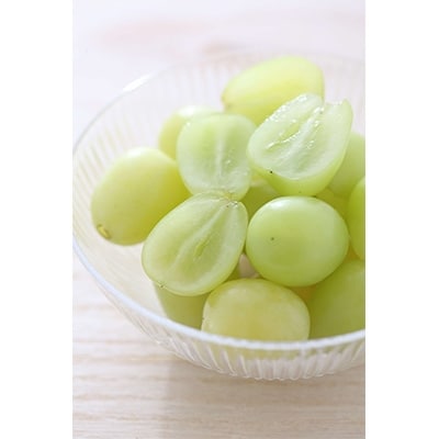 朝採りシャインマスカット　1kg(1房～2房)【配送不可地域：離島】