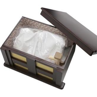 10号　伊達政宗兜　収納飾り