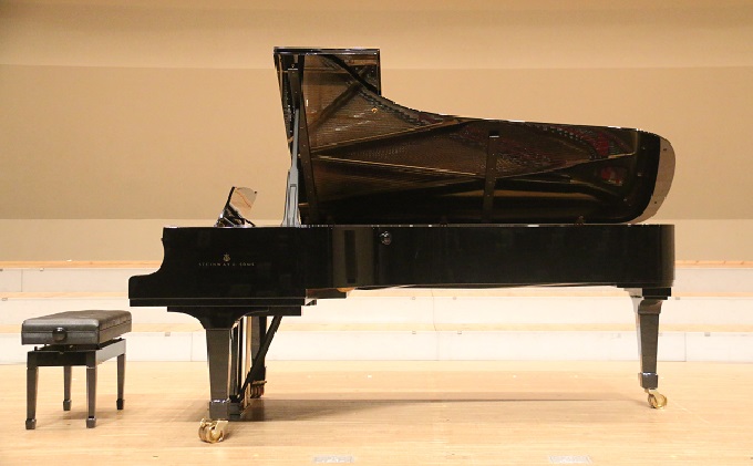 ピアノ演奏体験（スタインウェイD274）～ホール2時間貸し切り～