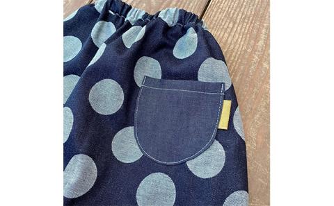 「大きなドット」児島デニムのサルエルパンツ（約100センチ）