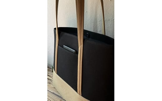 【AKIRAオリジナル】【マツコの知らない世界 で紹介されました！】 大きなトートバッグ メンズショルダータイプ 黒帆布×ベージュ A4対応 大きい 大容量 軽量 軽い 横型 日本製 キャンバス 肩掛け 通勤 通学 上質 カジュアル オシャレ シンプル レディース 男女兼用 カバン 鞄 バック