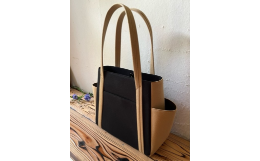 【AKIRAオリジナル】【マツコの知らない世界 で紹介されました！】中型レディストートバッグ ダブルポケット 黒帆布×ベージュ 多収納 6ポケット 軽量 軽い 日本製 キャンバス 通勤 通学 大容量 上質 カジュアル オシャレ レディース カバン 鞄 バック