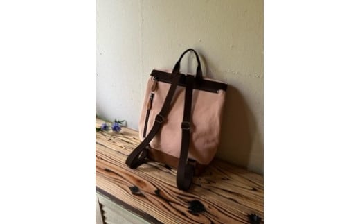 【2026年6月上旬発送開始】【 AKIRA オリジナル】【マツコの知らない世界 で紹介されました！】シンプルリュック サーモンピンク帆布×茶色帆布 軽量 日本製 キャンバス 通勤 通学 大容量 上質 カジュアル オシャレ レディース メンズ リュックサック カバン 鞄 バック