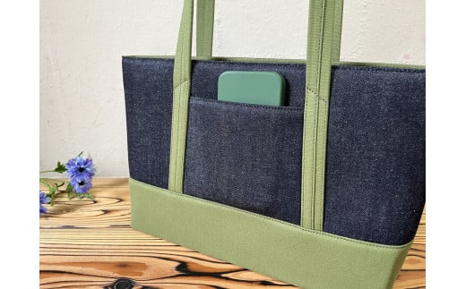 【2026年6月上旬発送開始】【 AKIRA オリジナル】【 マツコの知らない世界 で紹介されました！】職人手作り 中型スリムトートバッグ 濃紺デニム×カーキ帆布 軽量 軽い 日本製 キャンバス 帆布 横型 肩掛け 通勤 通学 大容量 上質 カジュアル オシャレ レディース カバン 鞄 バック