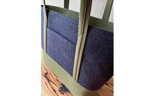 【2026年6月上旬発送開始】【 AKIRA オリジナル】【マツコの知らない世界 で紹介されました！】大きなトートバッグ レディスショルダータイプ 濃紺デニム×カーキ帆布 A4対応 大きい 大容量 軽量 軽い 横型 日本製 キャンバス 肩掛け 通勤 通学 上質 カジュアル オシャレ シンプル レディース カバン 鞄 バック