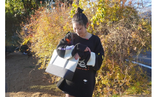 【AKIRAオリジナル】【マツコの知らない世界 で紹介されました！】大きなトートバッグ レディスショルダータイプ カーキ帆布×茶色帆布 A4対応 大きい 大容量 軽量 軽い 横型 日本製 キャンバス 肩掛け 通勤 通学 上質 カジュアル オシャレ シンプル レディース カバン 鞄 バック