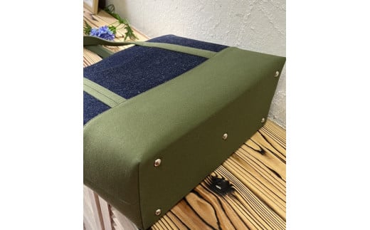 【2026年6月上旬発送開始】【 AKIRA オリジナル】【マツコの知らない世界 で紹介されました！】大きなトートバッグ レディスショルダータイプ 濃紺デニム×カーキ帆布 A4対応 大きい 大容量 軽量 軽い 横型 日本製 キャンバス 肩掛け 通勤 通学 上質 カジュアル オシャレ シンプル レディース カバン 鞄 バック