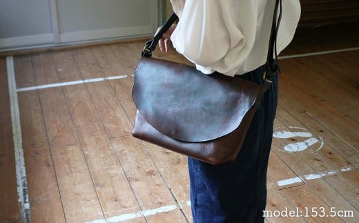 牛革 ショルダーバッグ（M) Z-UY-A95A