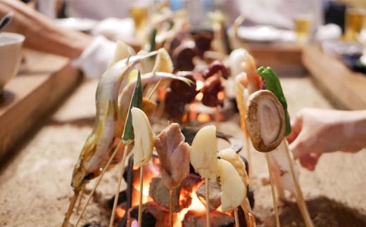 囲炉裏料理付き 古民家カフェ民宿 Aru no mori 宿泊券  V-zz-A22A