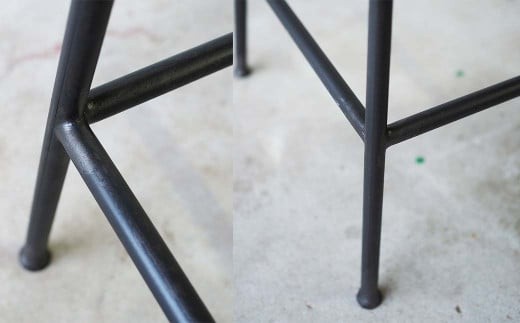 ヒノキ耳付きのスツール（Compago）45cm E-mp-A15A