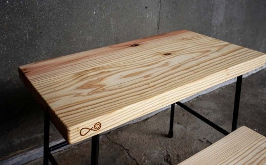 杉のステップスツール｜西粟倉村産杉×鉄脚 踏み台 日本製　E-mp-A11A