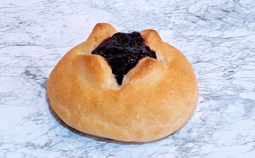 グルテンフリーパン ふわもち食感 米粉のやさしいパン ／ 惣菜パン・菓子パン 詰め合わせ 計20個入り 5種類 各4個 ／ パン ぱん セット 冷凍 岡山県 美咲町