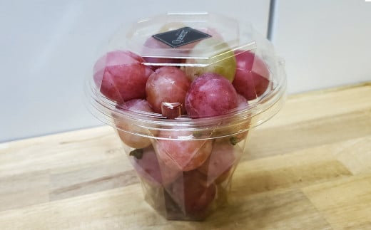 《種なし》 岡山県産 クイーンニーナ 手軽なカップタイプ 約300g × 4カップ 計約1.2kg 【2025年8月下旬～2025年9月下旬発送予定】 ／ ぶどう ブドウ 葡萄 大粒 種なし 種無し フルーツ 果物 くだもの 果実 カップ入り カップ お手軽