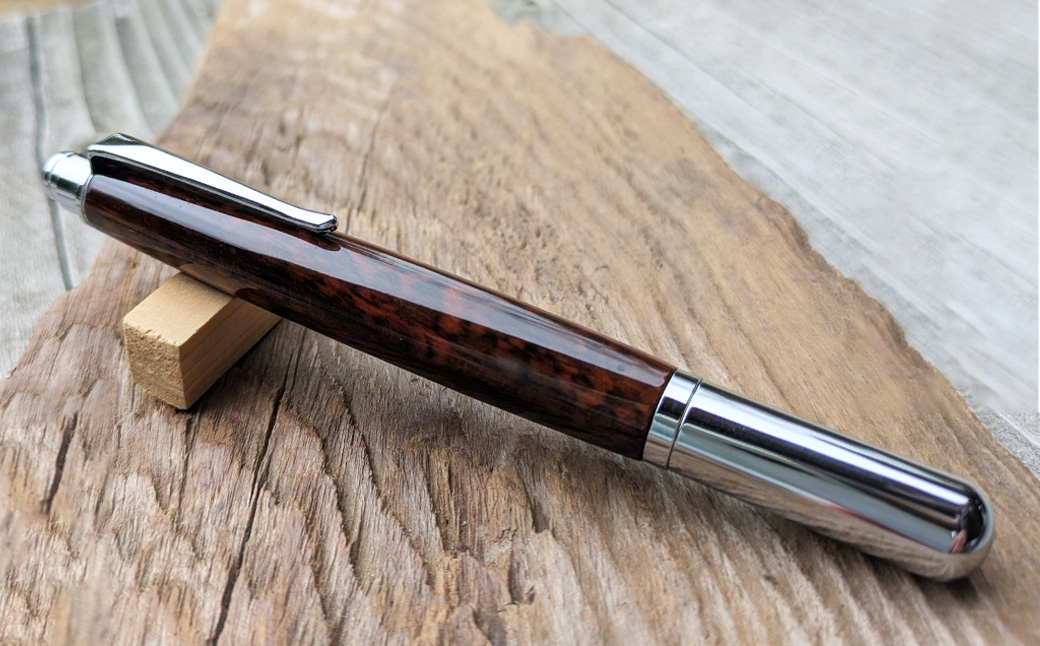 【ANA限定】 スネークウッドの万年筆Nc