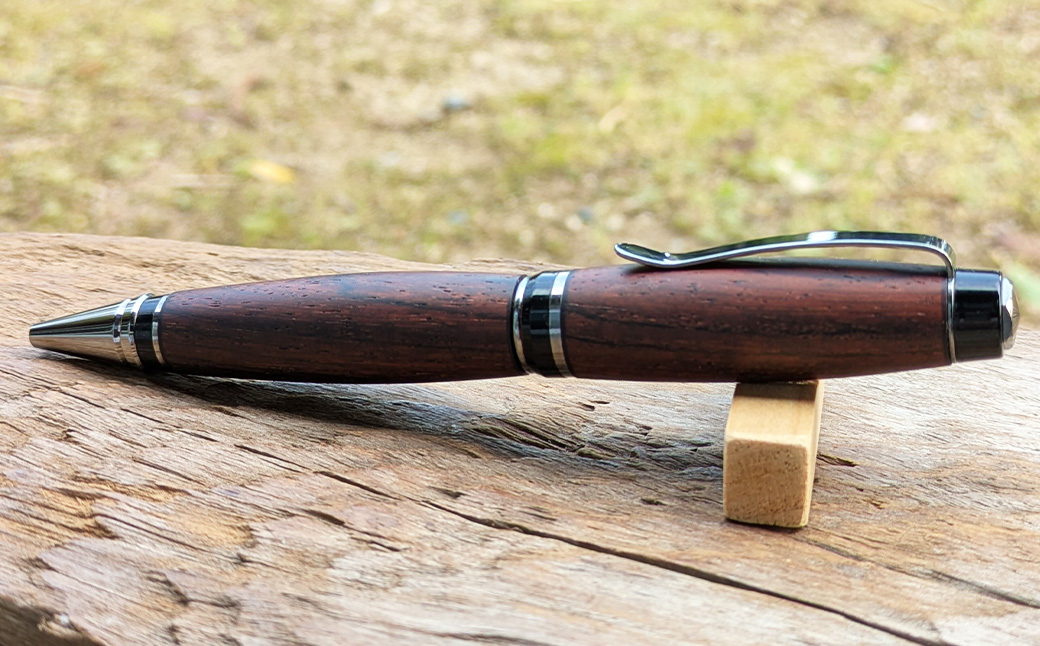 【ANA限定】 ブラジリアンローズウッド （ハカランダ） のシガータイプボールペン©