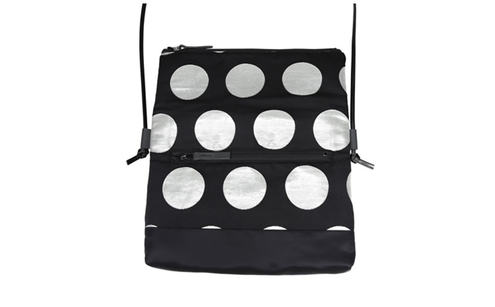 ＼年内発送／サコッシュ / KUROGIN ドット大 B15