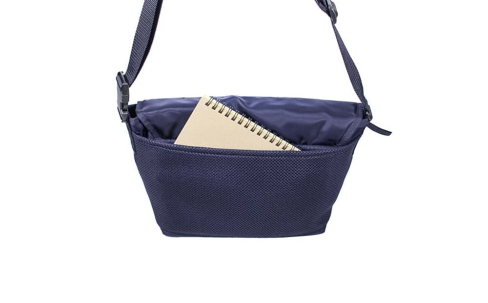 ＼年内発送／メッセンジャーバッグ S  MA-1/ネイビー F018S