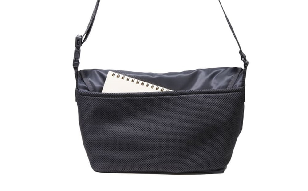 ＼年内発送／メッセンジャーバッグ S  MA-1/ブラック F018S