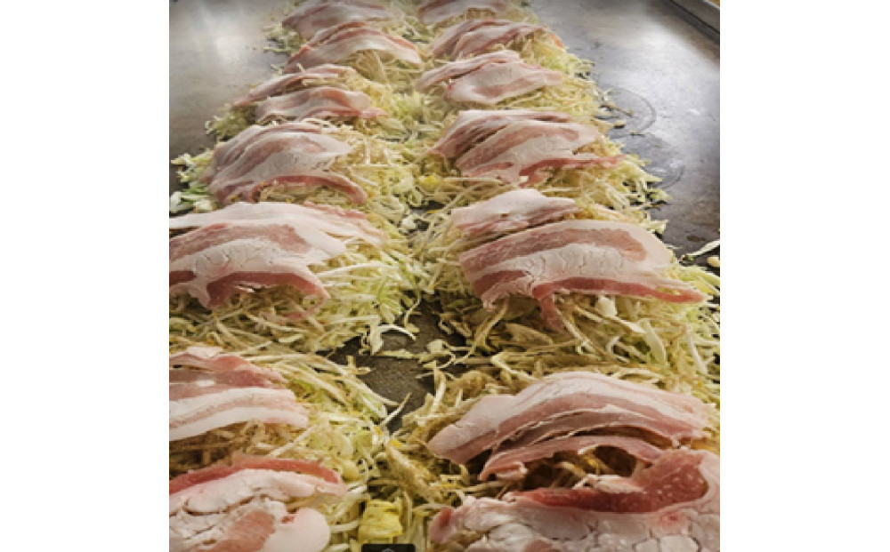 広島のお好み焼き（そば入り）1枚