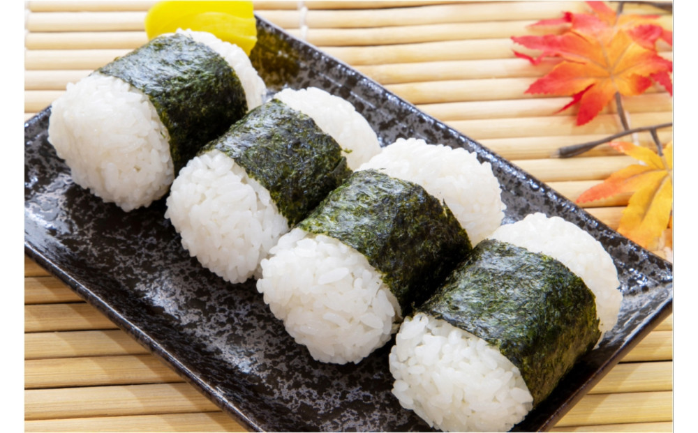 山城屋　広島産かき使用　牡蠣だし醤油味付のり８切３２枚入×6 個