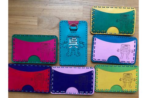 呉氏レザーパスケース（色指定不可）