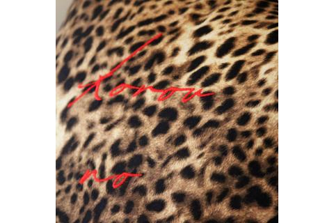 映画「孤狼の血LEVEL2」呉製クッションカバー（チンタ仕様）