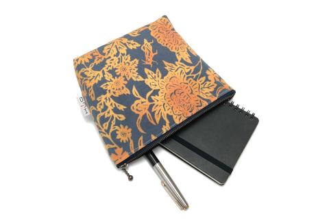 舟形 ポーチ ネイビー【金唐紙】[HUG-はぐ-]