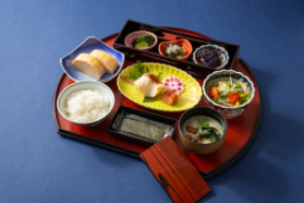 呉阪急ホテル コンセプトルーム「大和」1泊 朝食・夕食付プラン (1名様ご利用)