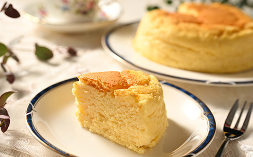 （15cmホールケーキ）濃厚チーズケーキ【思いやり返礼品】