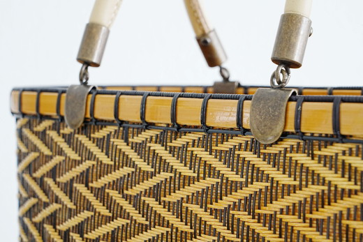 竹工芸品手提げバッグ（斜め十字編み）