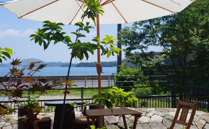 瀬戸内沿いの古民家カフェで楽しむ地元食材たっぷりのお食事チケット20,000円分 (1,000円×20枚) 食事券  古民家 カフェ むすび bettei 地元食材 チケット 瀬戸内 三原 広島 036005