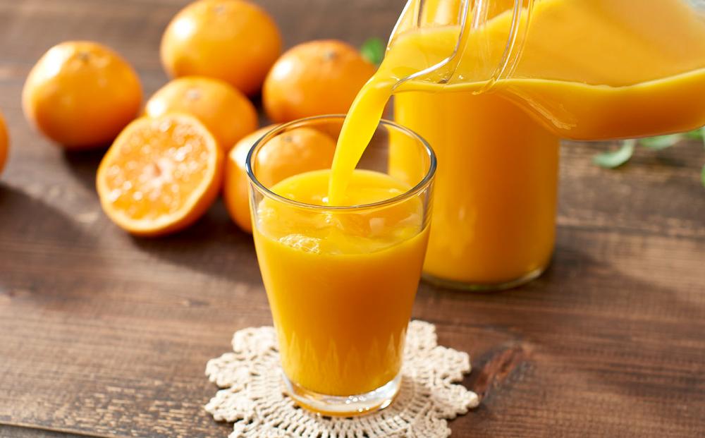 もりの農園のドルチェみかんで作った”自慢の”みかんジュース 2本 化粧箱【無添加 100％ ストレート】2025年12月中旬〜発送予定