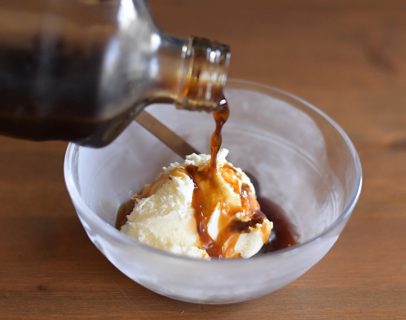 《先行予約》2024年6月1日から順次発送　カフェオレベース　１２本(無糖＆加糖　各６本　600ml　瓶）