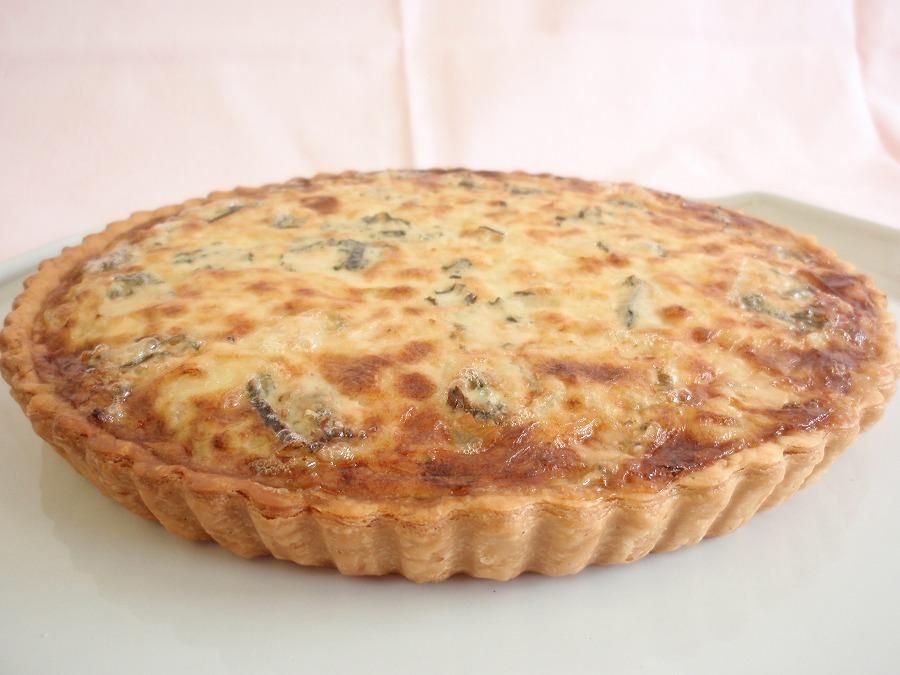 【ナティーク城山】ブルーチーズとお肉のキッシュ（赤ワインに合うキッシュ）【食品 加工食品 人気 おすすめ】