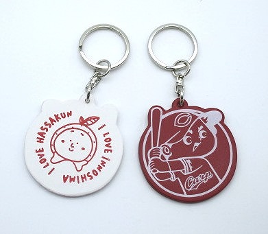 カープ×はっさくんコラボキーリング　 赤・白各1個【革工房いんのしま カープ はっさくん 牛革 キーリング】