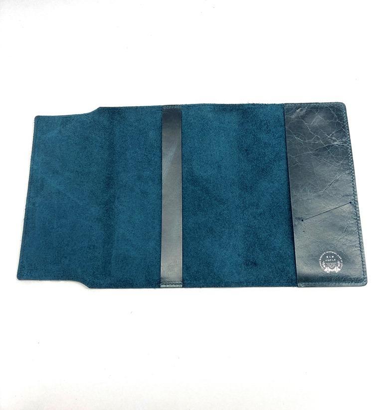 革工房いんのしま シワが楽しめる牛革ブックカバー新書本サイズ(色：紺)【文房具 雑貨 日用品 人気 おすすめ】