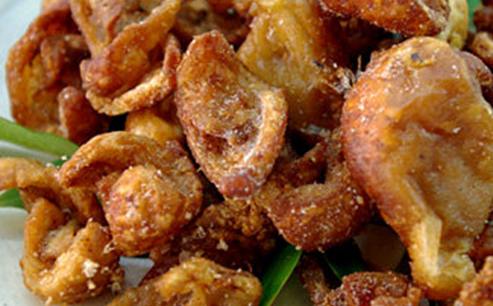 【広島名物珍味】とり皮ガーリック風味（13g ×30袋）｜広島名物 逸品 手羽元 手羽中 ガーリック風味 常温保存 おつまみ ギフト プレゼント 贈り物 広島県 尾道市