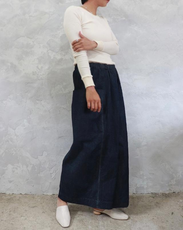 センタータックデニムパンツ【ワイドパンツ デニム生地 衣類 ファッション インディゴ おすすめ 広島県 尾道市】
