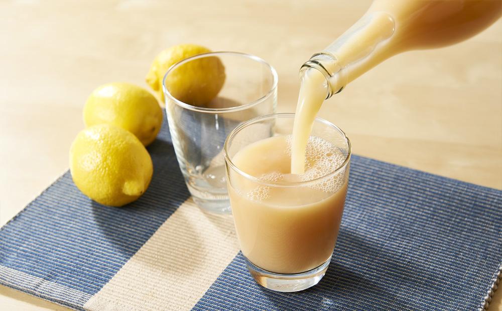 農家直送 自慢の 因島 レモンジュース 720ml 2本【柑橘 フルーツ レモン ストレート ジュース 果汁100% いんのしま 尾道 おすすめ 尾道市】