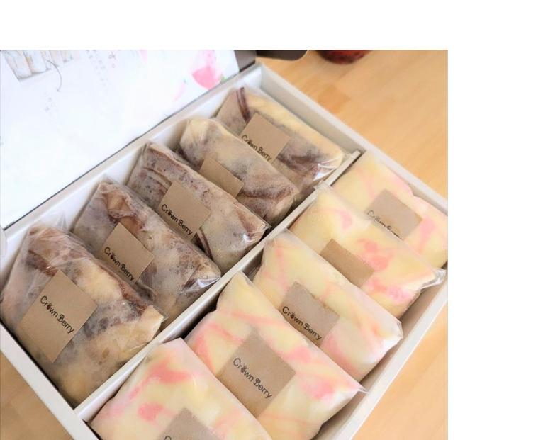 いちごの日常（苺生クリームクレープと苺チョコ生クリームクレープ）２種類各5個【菓子 おかし スイーツ デザート 食品 人気 おすすめ】