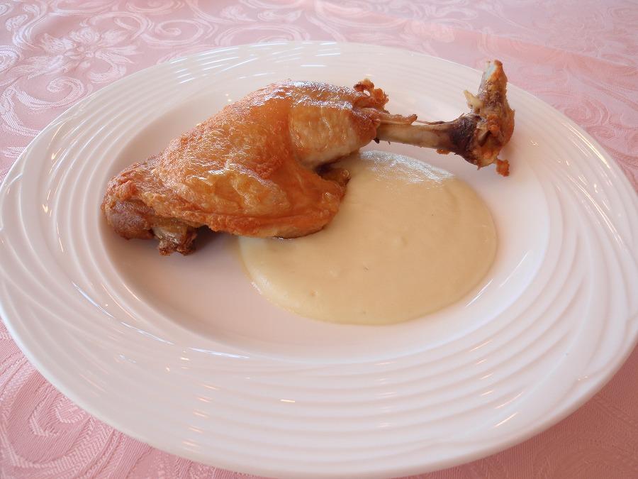 【ナティーク城山】骨付鶏もも肉のコンフィ【食品 加工食品 人気 おすすめ】