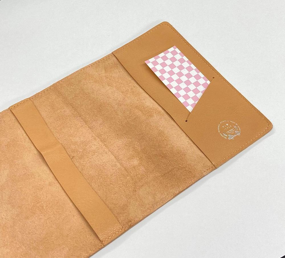 革工房いんのしま山羊革(ゴート)ブックカバー文庫本サイズ(色:ベージュ)【レザー 小物 ギフト 贈り物 プレゼント 人気 おすすめ 広島県  尾道市】