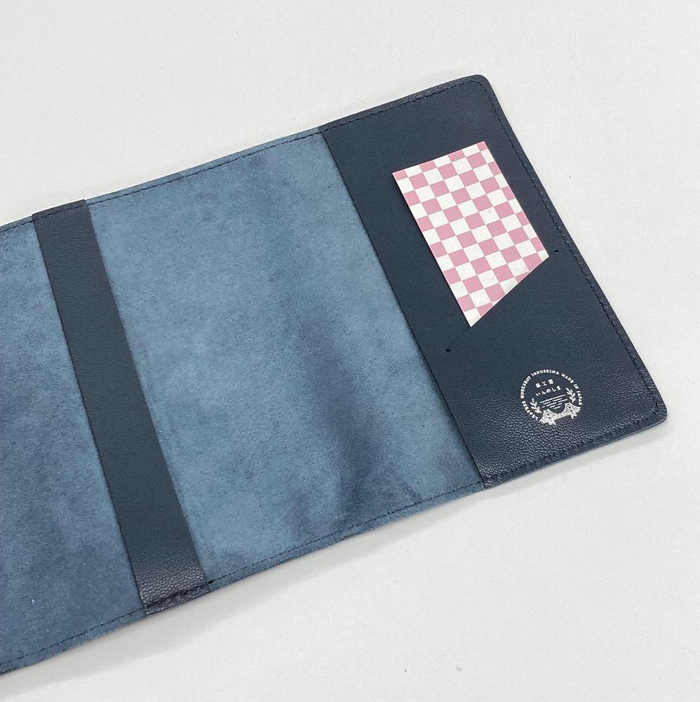 革工房いんのしま山羊革(ゴート)ブックカバー文庫本サイズ(色:紺)【レザー 小物 ギフト 贈り物 プレゼント 人気 おすすめ 広島県  尾道市】