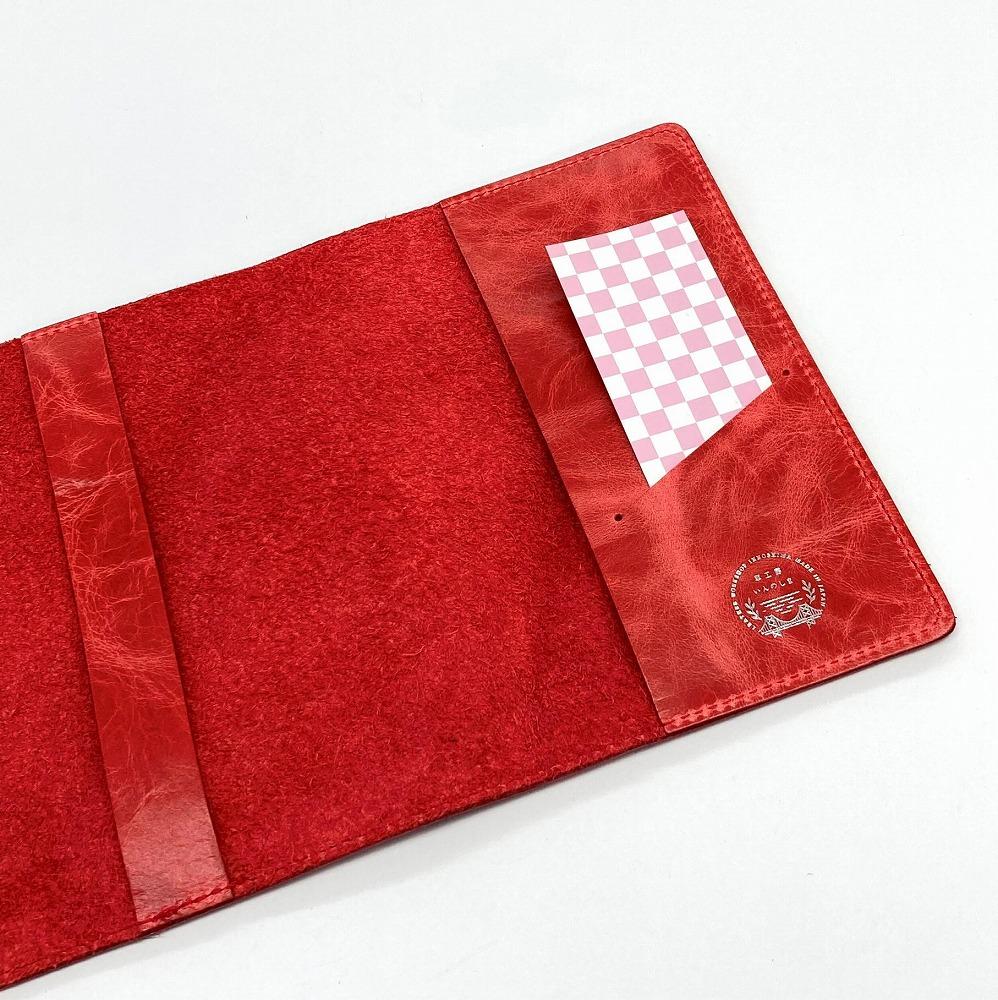 革工房いんのしまシワが楽しめる牛革ブックカバー文庫本サイズ(色:赤)【レザー 小物 ギフト 贈り物 プレゼント 人気 おすすめ 広島県  尾道市】