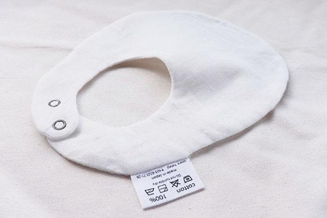 だるまスタイ オーガニックコットン100％ ダブルガーゼ・リバーシブルベビースタイ2枚組【幼児 乳児 前掛け 前かけ よだれかけ 雑貨 オーガニック 肌に優しい ギフト 日用品 人気 おすすめ 広島県 尾道市】