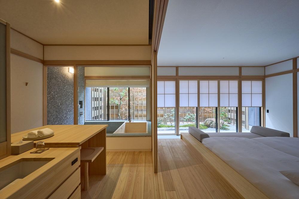 Azumi Setoda 利用券（宿泊）30,000円相当分【旅館 旅行 トラベル チケット クーポン 1年間有効 ギフト 日本建築 旧堀内邸 伝統 大浴場 銭湯 瀬戸内海 しまなみ 瀬戸田 広島 尾道市】