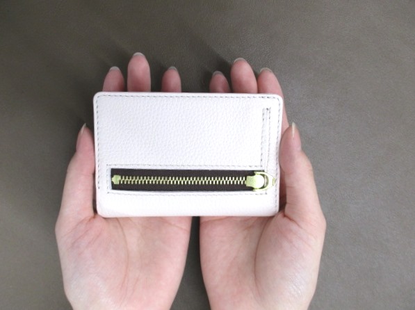 ★【限定20／ベージュ】コンパクトウォレット【革工房いんのしま 牛革 財布】