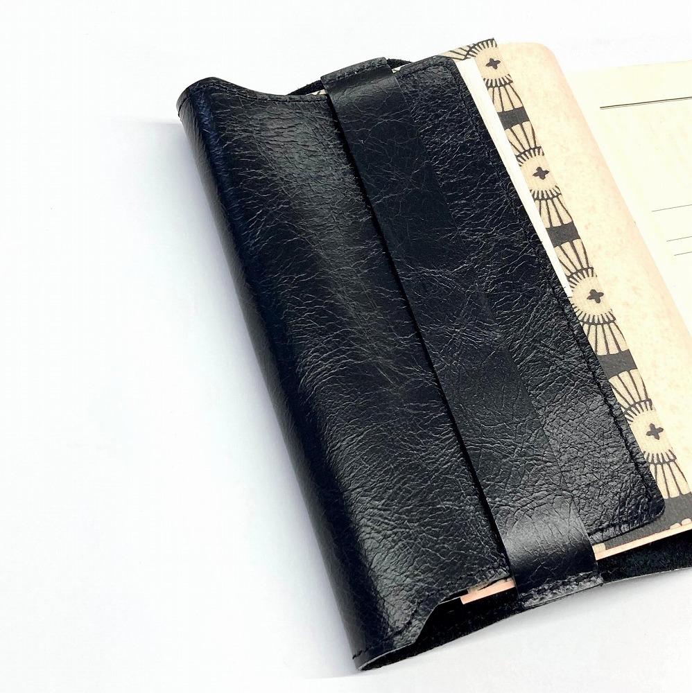 革工房いんのしまシワが楽しめる牛革ブックカバー文庫本サイズ(色:ブラック)【レザー 小物 ギフト 贈り物 プレゼント 人気 おすすめ 広島県  尾道市】